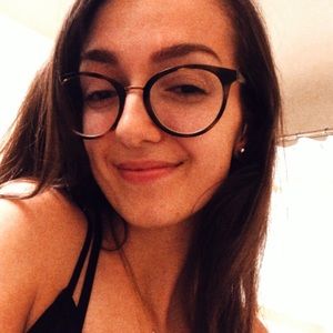 Meet your Posher, Madison